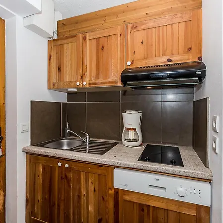 4 Pers. A Montchavin, Proche Pistes Et Commerces, Parking Gratuit - Fr-1-329-103 * La Plagne-Tarentaise