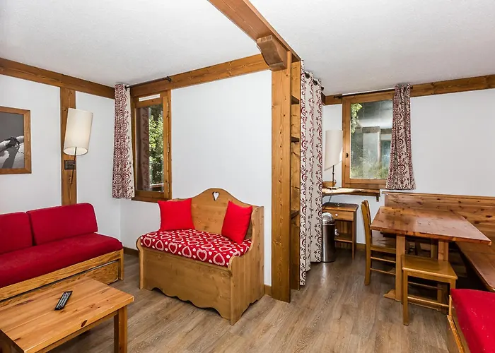 4 Pers. A Montchavin, Proche Pistes Et Commerces, Parking Gratuit - Fr-1-329-103 Апартаменты La Plagne-Tarentaise