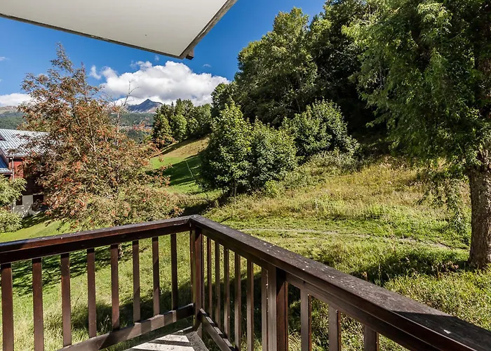 4 Pers. A Montchavin, Proche Pistes Et Commerces, Parking Gratuit - Fr-1-329-103 Апартаменты *